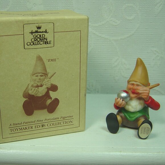 Vintage Hallmark "Emil" elf figurine-Toymaker Elves Collection-1987 - Picture 1 of 4